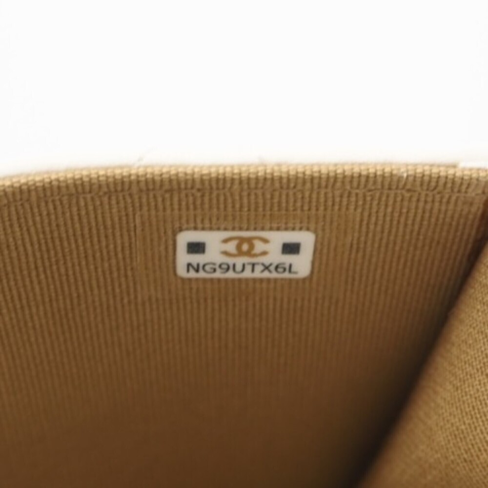 CHANEL Bag - Picture 16 of 16